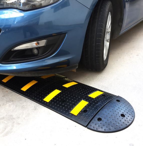 Asfalt Kasis Hız Kesici Kasis Trafik Kauçuk Şaseli Yol Kasisi Fiyatı Ankara 4.5x60x50 cm