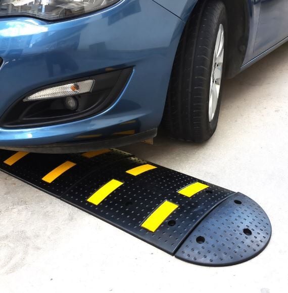 Hız Kesici Bariyer Kauçuk Hız Kesici Kasis Kauçuk Şaseli Yol Kasisi Fiyatı 9,5 m (40x50 cm)