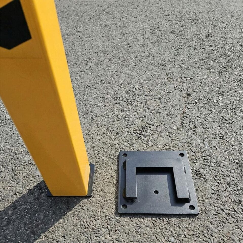 Kilitli Otopark Direği 75 cm, Çıkan Tip Kızaklı Park Bariyeri